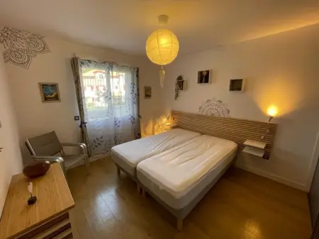 Appartement de standing avec jardin privatif, proche du lac et du centre, parking inclus - Photo 7
