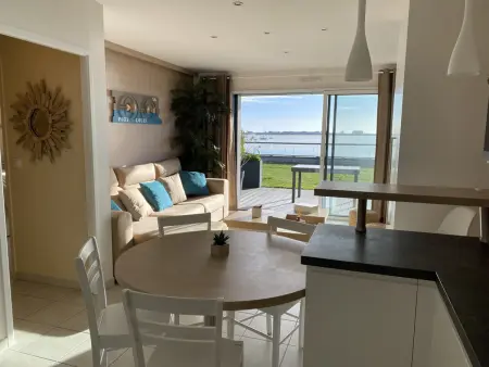 Port-Louis: Appartement T2 avec Terrasse, Parking et Wifi - Photo 7