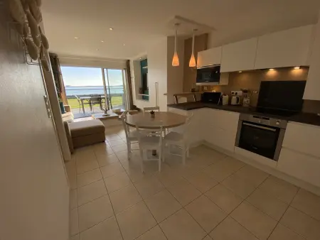 Port-Louis: Appartement T2 avec Terrasse, Parking et Wifi - Photo 13
