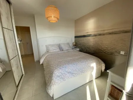Port-Louis: Appartement T2 avec Terrasse, Parking et Wifi - Photo 18