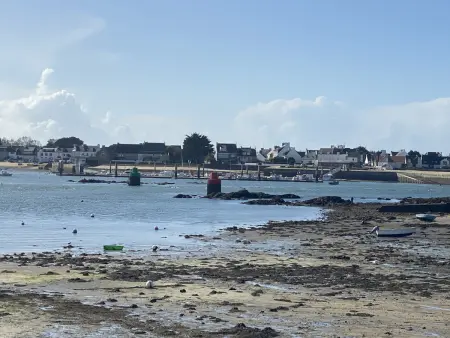 Port-Louis: Appartement T2 avec Terrasse, Parking et Wifi - Photo 28
