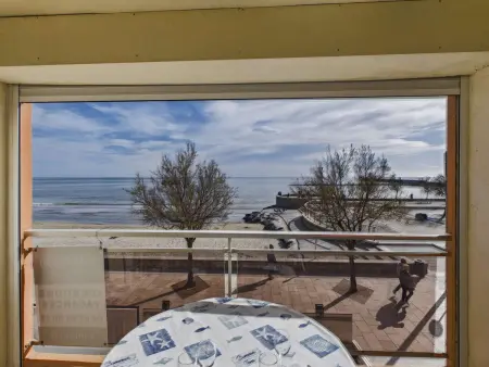 Appartement T2 Cabine en Front de Mer avec Terrasse à Agde - 5/6 Couchages - Photo 2