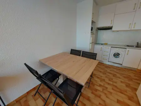 2 pièces avec terrasse et parking privé, Grau d'Agde - Photo 3