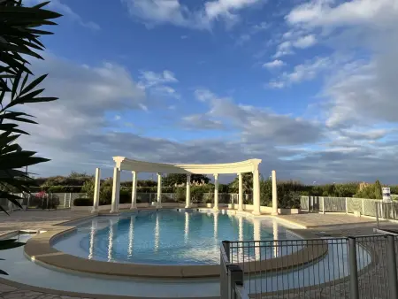 Spacieux T3 avec vue mer, résidence avec piscine - Photo 23