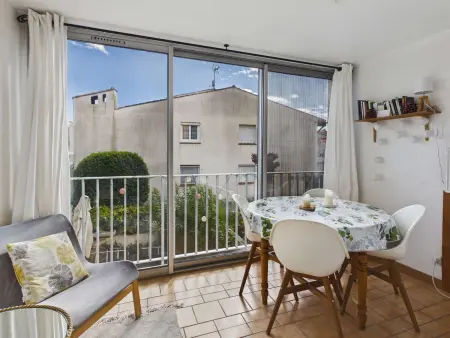Appartement lumineux 2 pièces pour 4 pers, à 80m de la plage avec terrasse et parking privé - Photo 1