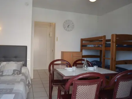 Studio 4 pers climatisé proche plage avec balcon et parking - Photo 12