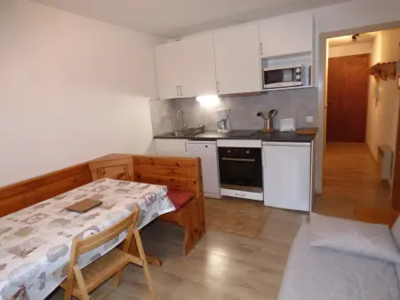 Studio cabine 3 personnes avec balcon exposé Sud, garage inclus - Photo 2