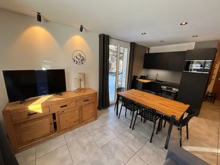Appartement 3 pièces pour 6 pers, parking, terrasse - Photo 1