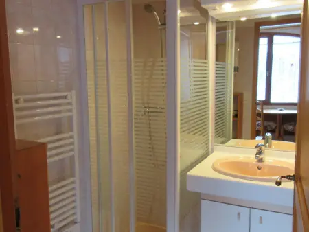Charmant 3 pièces pour 6 personnes avec jardin, animaux admis - Photo 7