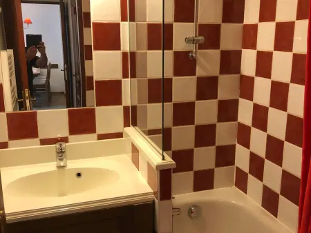 3 pièces 6 pers avec parking, balcon, exposé ouest - Photo 8