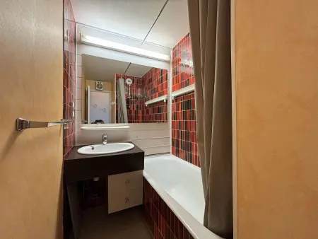 Studio cabine rénové, 150m pistes - Auris en Oisans - Photo 5