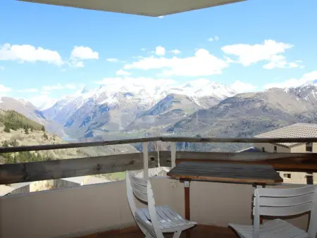 Studio cabine au pied des pistes avec balcon et parking - Auris en Oisans - Photo 1