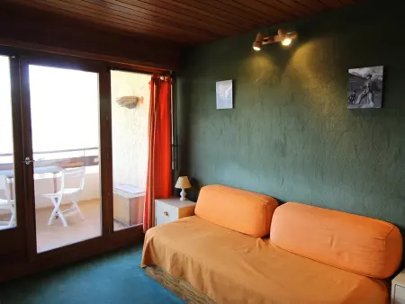 Studio cabine au pied des pistes avec balcon et parking - Auris en Oisans - Photo 2