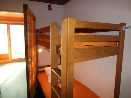 Studio cabine au pied des pistes avec balcon et parking - Auris en Oisans - Photo 4