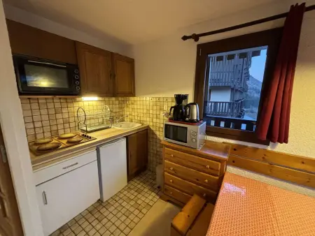 Appartement confort 3 pièces cabine skis aux pieds, balcon, 6 personnes - Auris en Oisans - Photo 2