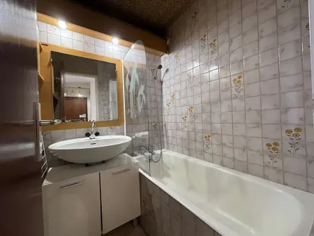 Appartement confort 3 pièces cabine skis aux pieds, balcon, 6 personnes - Auris en Oisans - Photo 8