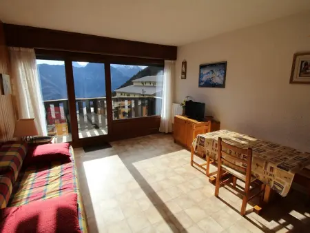 Studio cabine 4 couchages, au pied des pistes, Auris en Oisans - Photo 2