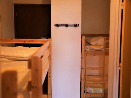 Studio cabine rénové, grand balcon, 6 couchages, 300m des pistes d'Auris en Oisans - Photo 6