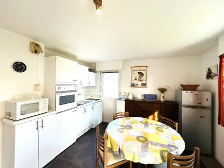Appartement 2 pièces, 4 pers., à 150 m de la plage - Accessible PMR, Wi-Fi, parking, jardinet clos - Photo 4