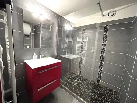 Appartement cosy 4 pers, vue mer, à 50m de la plage - Photo 8