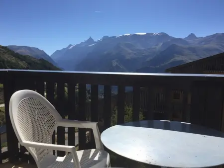Studio cosy 3 couchages, balcon sud, skis aux pieds, commerces à proximité - Auris en Oisans - Photo 1
