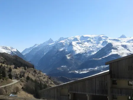 Studio cosy 3 couchages, balcon sud, skis aux pieds, commerces à proximité - Auris en Oisans - Photo 8