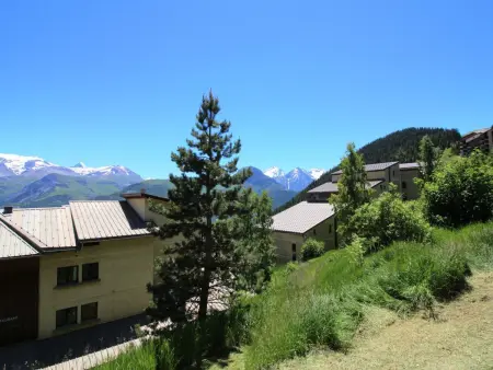 Appartement spacieux 2P cabine, pieds des pistes, proche commerces auris - Photo 1