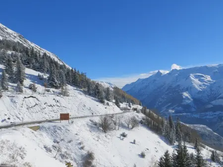 Appartement 2 pièces cabine, 100m pistes, parking gratuit - Photo 1