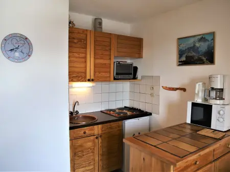 Appartement 2 pièces cabine, 100m pistes, parking gratuit - Photo 4
