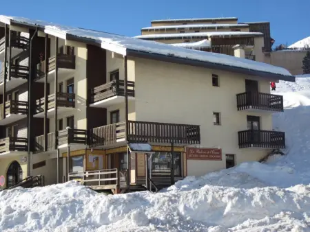 Appartement 2 pièces cabine, 100m pistes, parking gratuit - Photo 11