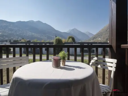 Appartement pour 6 pers. avec balcon près de Saint-Lary, Wi-Fi et parking gratuits - Photo 5