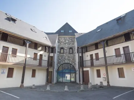 Appartement pour 6 pers. avec balcon près de Saint-Lary, Wi-Fi et parking gratuits - Photo 6