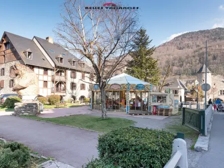 Appartement pour 6 pers. avec balcon près de Saint-Lary, Wi-Fi et parking gratuits - Photo 12