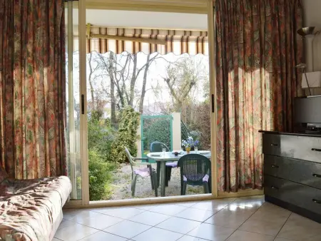 Studio climatisé avec parking, terrasse au Lavandou - Photo 3