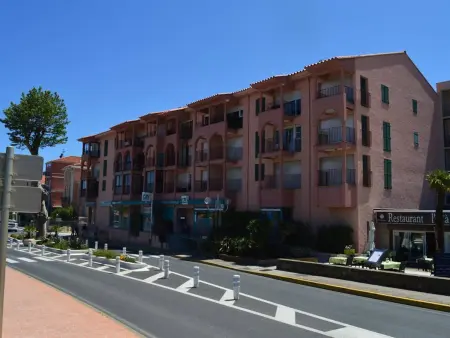 Studio cabine 4 pers, proche plage, vue rue et montagne - Photo 10
