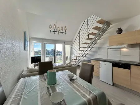 Appartement avec mezzanine, piscine et parking - proche plage et clubs sportifs à La Baule - Photo 2