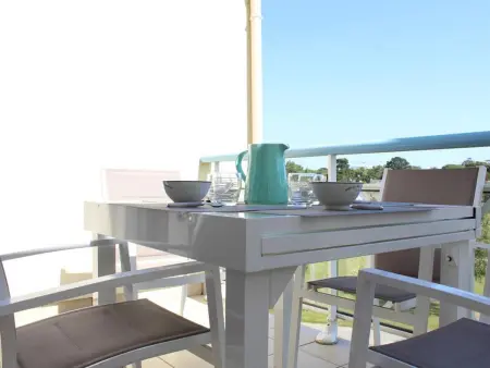 Appartement avec mezzanine, piscine et parking - proche plage et clubs sportifs à La Baule - Photo 12