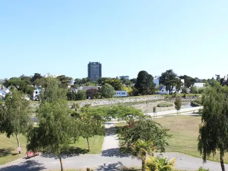 Appartement avec mezzanine, piscine et parking - proche plage et clubs sportifs à La Baule - Photo 13