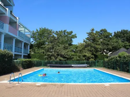 Appartement avec mezzanine, piscine et parking - proche plage et clubs sportifs à La Baule - Photo 17