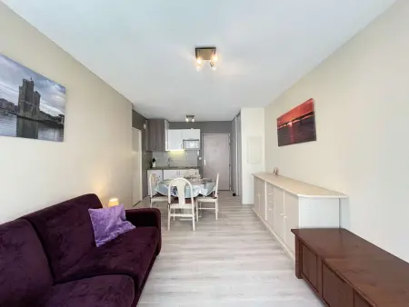 Studio confort à La Rochelle avec balcon et parking, proche plage - Photo 4