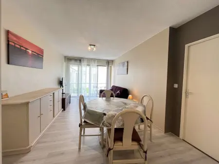 Studio confort à La Rochelle avec balcon et parking, proche plage - Photo 5