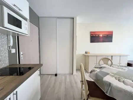 Studio confort à La Rochelle avec balcon et parking, proche plage - Photo 9