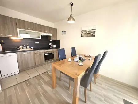Agréable T2 à 1,5km du centre, proche plage, balcon, parking privé, ascenseur, 4 couchages - Photo 4