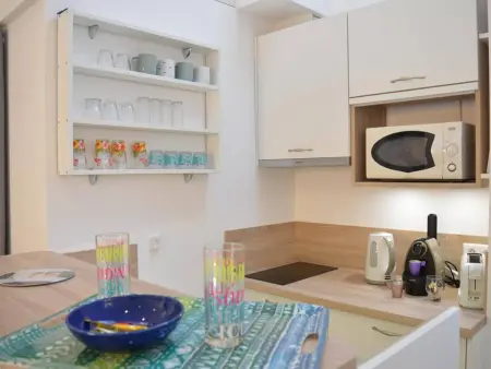 Confortable Appartement 4 Couchages Proche Plage à Sainte-Maxime - Photo 6
