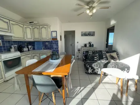 Saint-Cyprien : Appart 2 pièces, 5 couchages, balcon, parking, proche plage - Photo 3