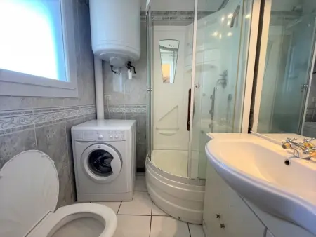 Saint-Cyprien : Appart 2 pièces, 5 couchages, balcon, parking, proche plage - Photo 9