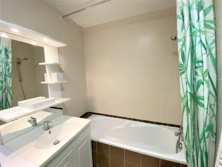 Appartement neuf en rez-de-chaussée à 50m de la plage Coz-Pors à Trégastel - Photo 3