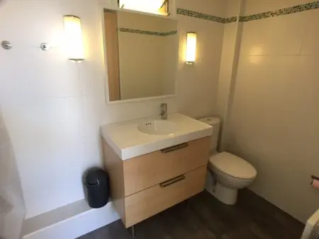 Appartement climatisé pour 6 à Port Leucate, proche plage, parking privé, tout équipé, refait à neuf - Photo 2