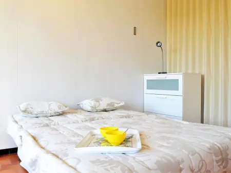 Studio cabine avec terrasse et parking, à 250 m de la plage d'Aiguebelle, Le Lavandou - Photo 5