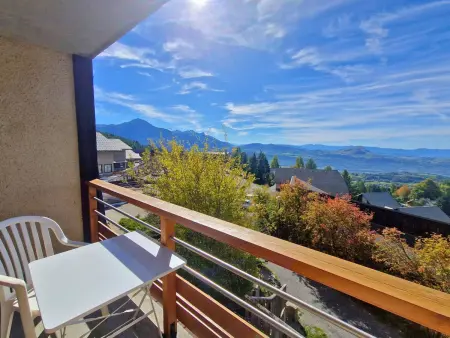 Appart. spacieux 9 pers. à Chaillol avec balcon, animaux admis - Photo 2